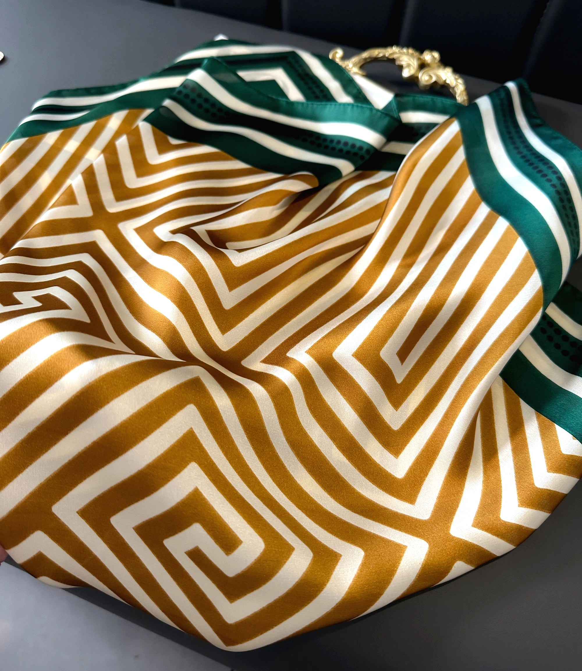 Foulard Cheveux Carre 2